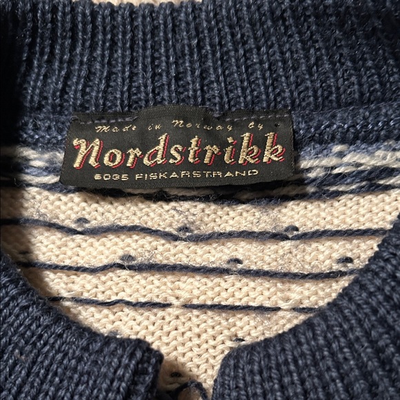 Nordstrikk Norwegian Luse cardigan in wool! Size M Beautiful reindeer on it! - Picture 2 of 10